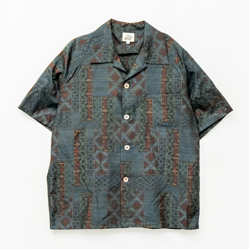 Abstract Pattern Short-Sleeved Aloha Shirt XL CA153