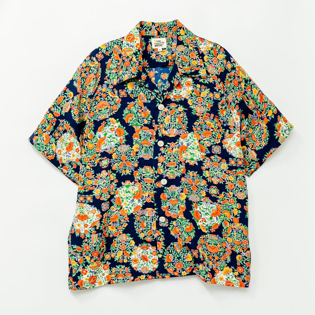 Vase and Flowers Short-Sleeved Aloha Shirt L CA217
