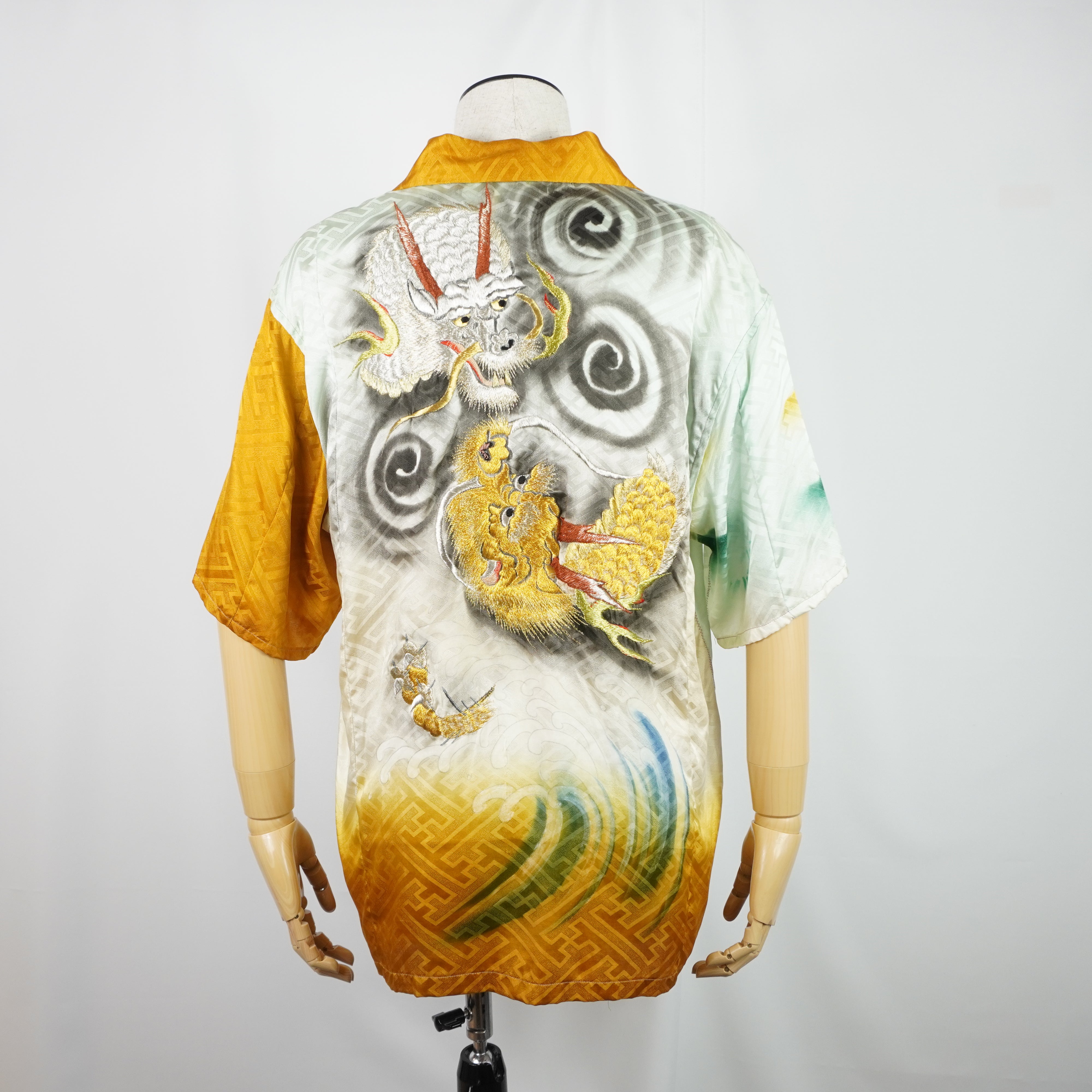 Kimono Aloha Shirt Dragon Silk Size L CA5