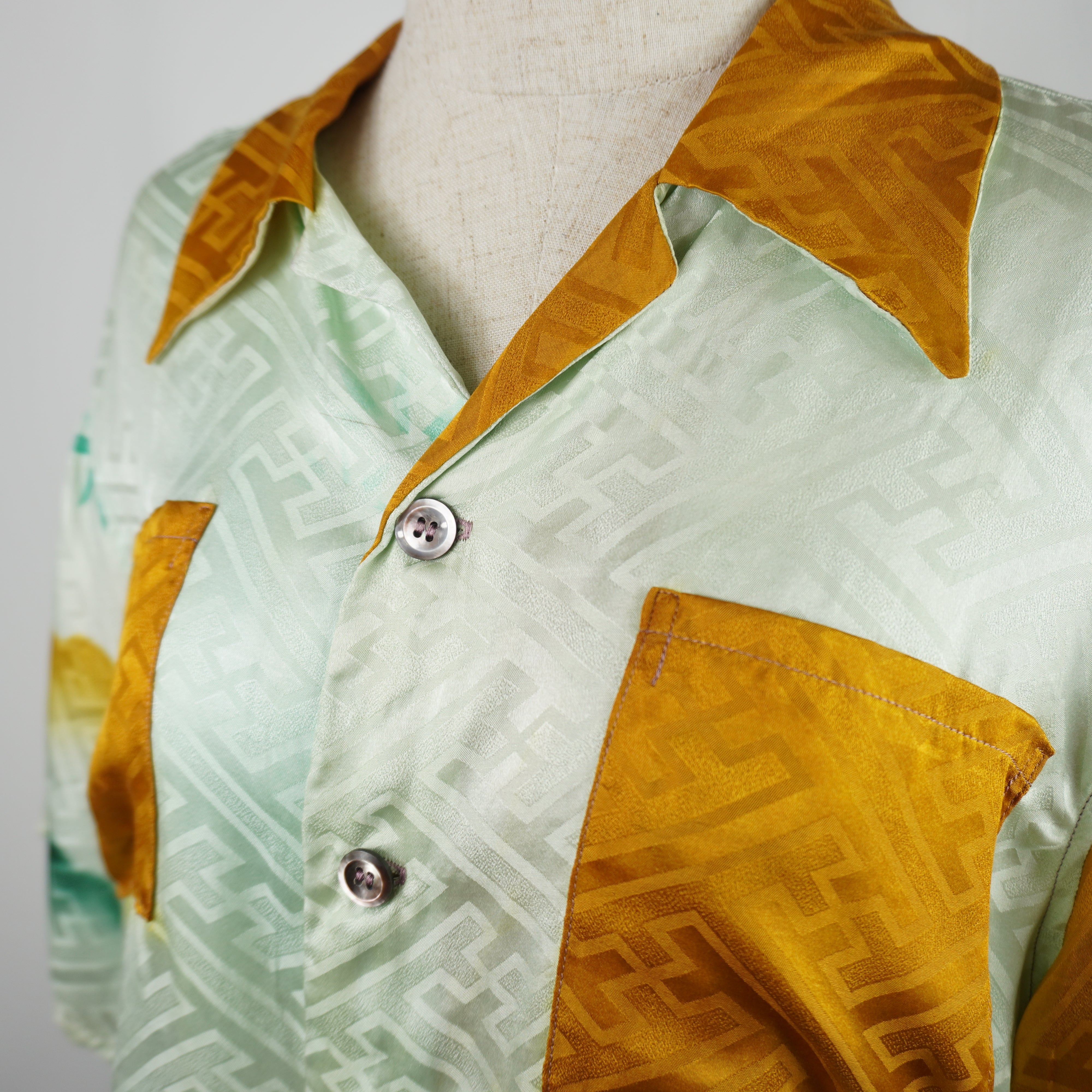 Kimono Aloha Shirt Dragon Silk Size L CA5